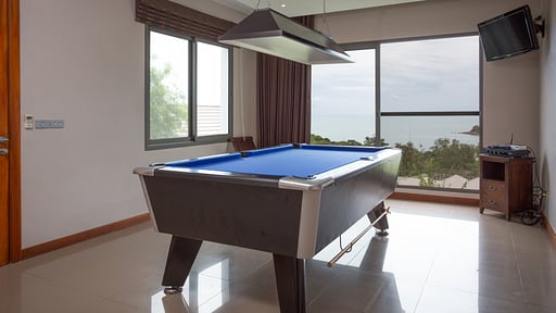 Villa Ocean View Billiard