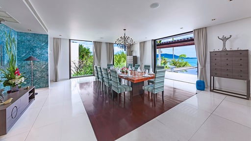 Villa Ocean's 11 Dining area
