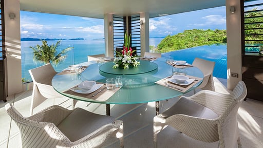 Villa Ocean's 11 Dining area
