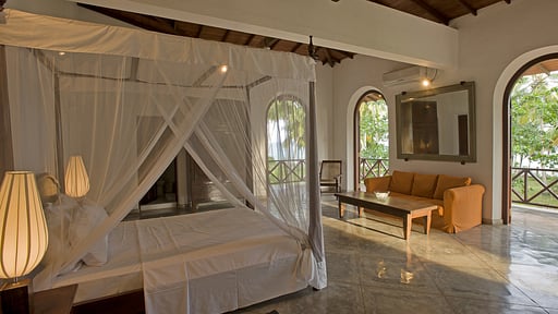 Villa Ocean's Edge Bedroom 1