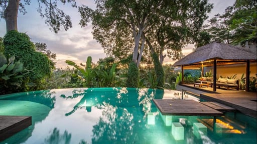 Villa OIA Swimming pool