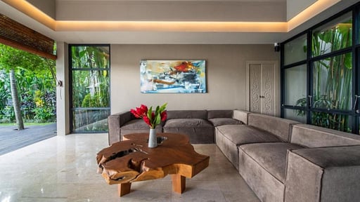 Villa OIA Living room