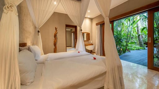 Villa OIA Bedroom 4
