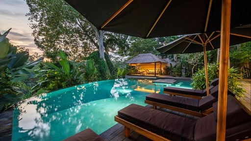 Villa OIA Swimming pool