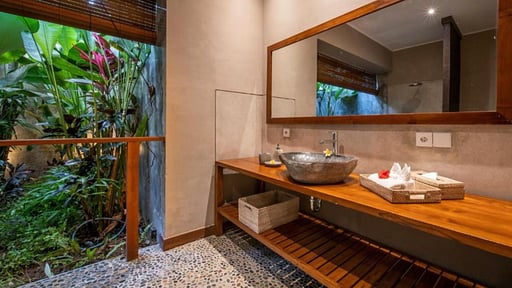 Villa OIA Bedroom 2