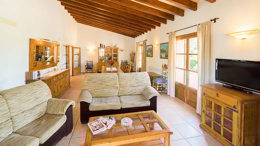 Villa Olive Sa Pobla Living room