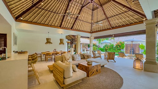 Villa Olive Living room