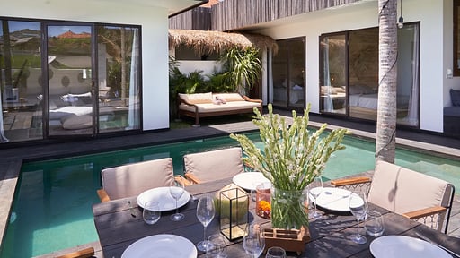 Villa Aetas Dining area