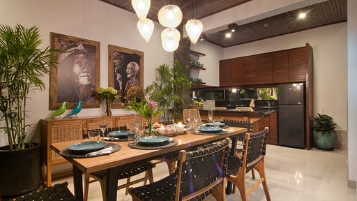 Villa Olli Dining area
