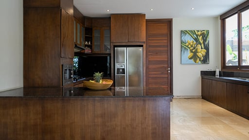 Villa Omekai Kitchen