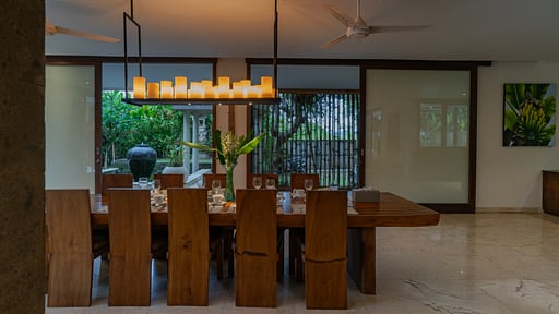 Villa Omekai Dining area