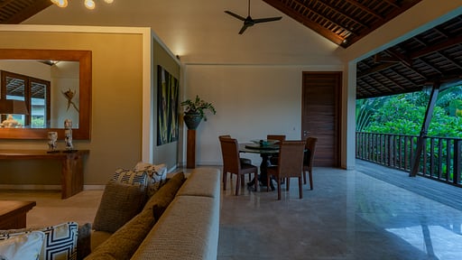 Villa Omekai Living room 2