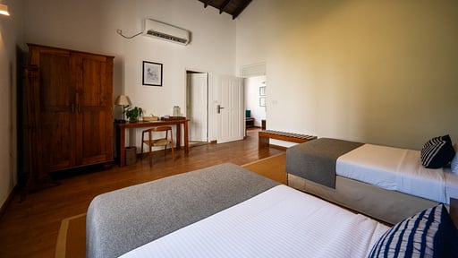 Villa On The Rocks Bedroom 6