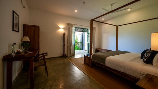 Villa On The Rocks Bedroom 4