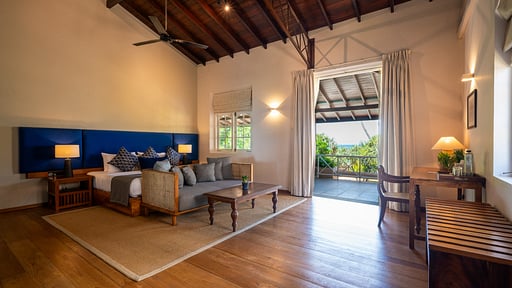 Villa On The Rocks Bedroom 1