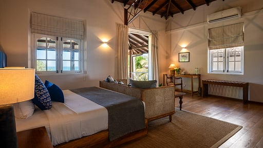 Villa On The Rocks Bedroom 1