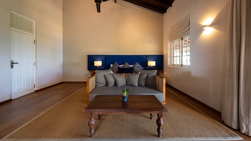 Villa On The Rocks Bedroom 1