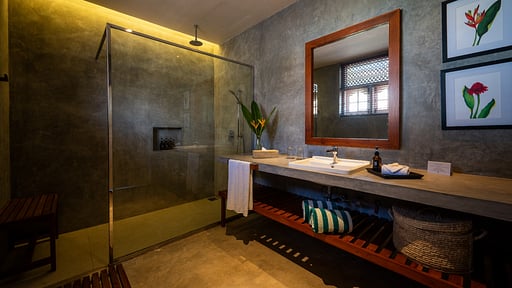 Villa On The Rocks Bedroom 1