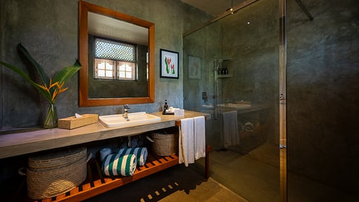 Villa On The Rocks Bedroom 3