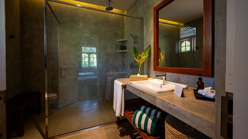 Villa On The Rocks Bedroom 2