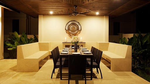 Villa Onyx Dining area