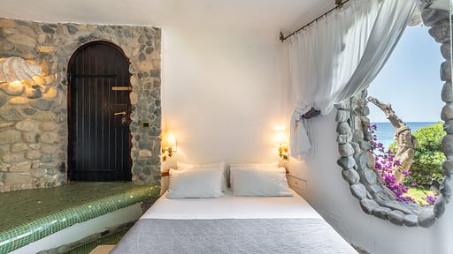 Villa Pacifica Bedroom 6