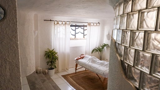 Villa Pacifica Yoga pictures