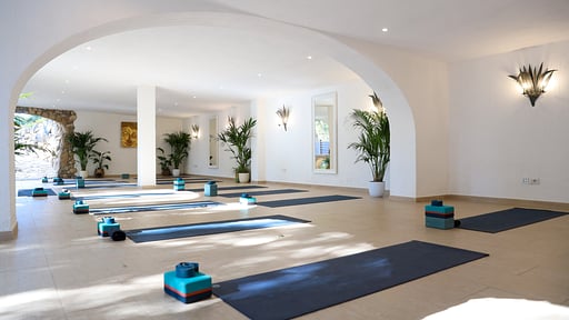 Villa Pacifica Yoga pictures