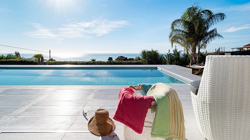 Villa Pales Swimming pool