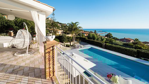 Villa Pales Swimming pool