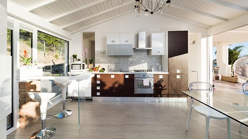 Villa Pales Kitchen