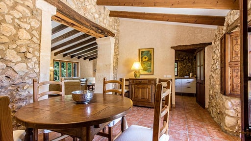 Villa Palliadian Dining area