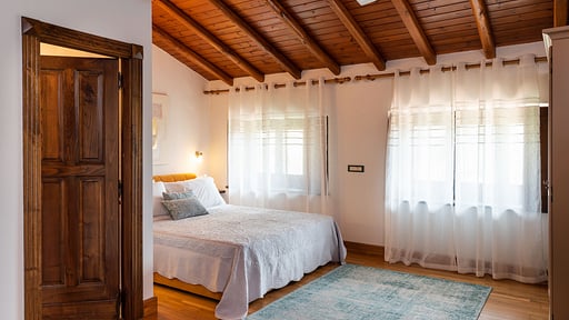 Villa Palmento La Rosa Schlafzimmer 2