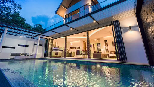 Villa Paloma Swimming pool