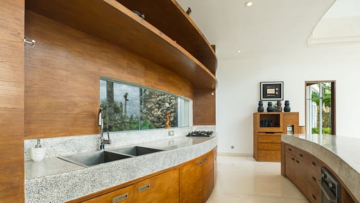 Villa Pancaloka Kitchen