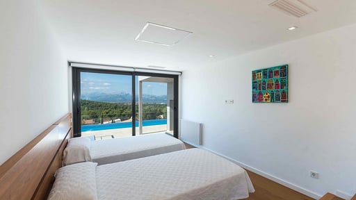 Villa Scenic Bedroom 2