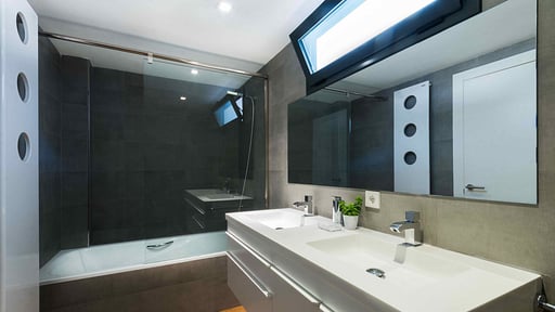 Villa Scenic Bedroom 3