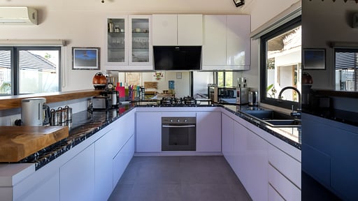 Villa Pantai Kubu Kitchen