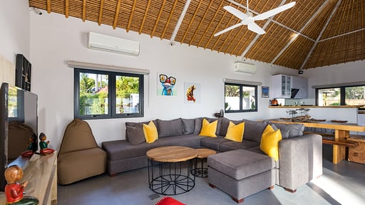 Villa Pantai Kubu Living room