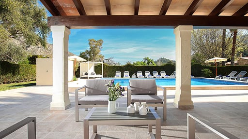 Villa Papa Terrace/Veranda