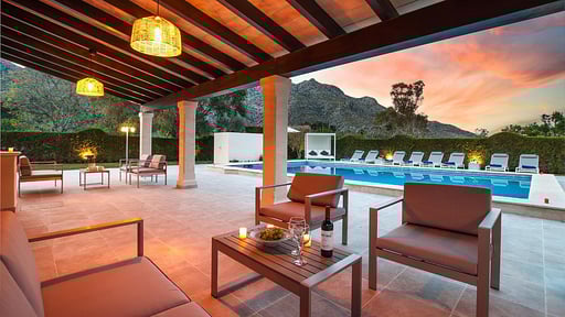 Villa Papa Terrace/Veranda