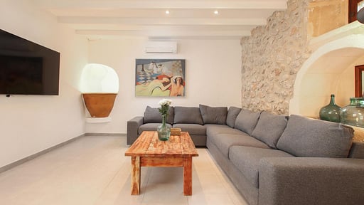 Villa Papa Living room