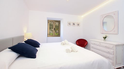 Villa Papa Bedroom 3