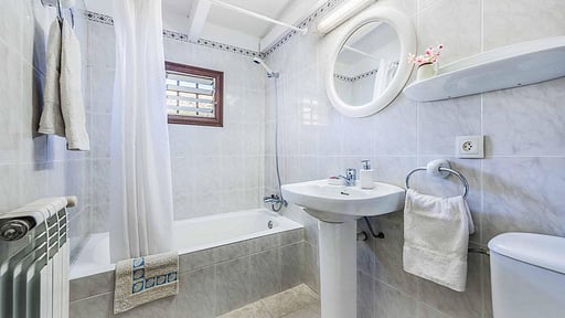 Villa Papalaya Bedroom 1