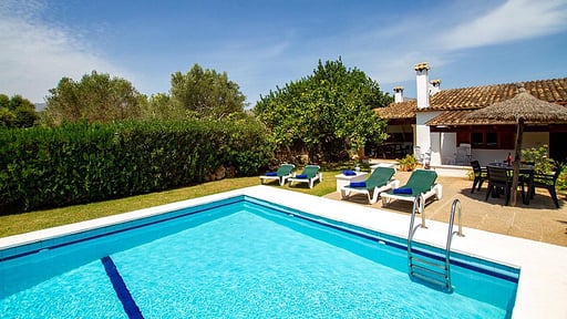 Villa Paparri Schwimmbad