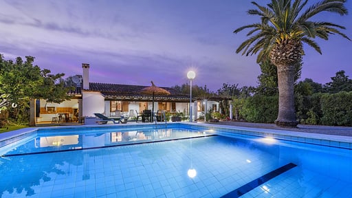 Villa Paparri Schwimmbad