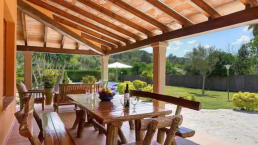 Villa Papito Dining area