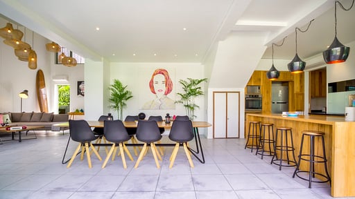 Villa Papu Dining area