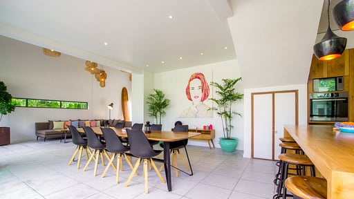 Villa Papu Dining area