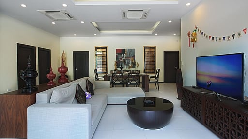 Villa Paradise Layan Living room